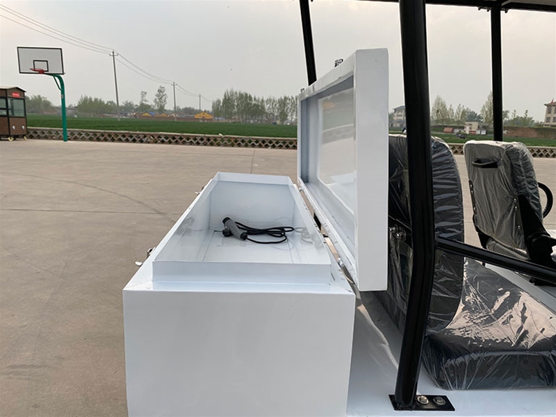 HM2排5坐悍馬電動(dòng)車內(nèi)飾