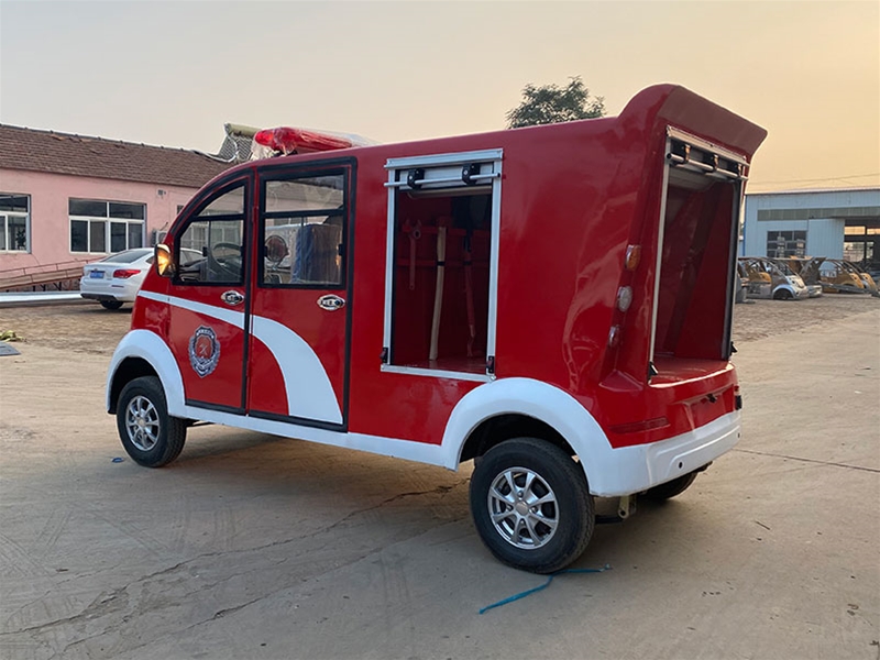 208消防車
